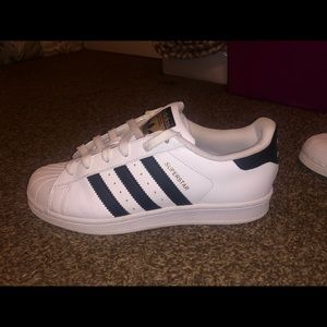 adidas Shoes - Adidas Original Superstar Youth 5.5/ Womens 7.5 adidas Shoes - Adidas Original Superstar Youth 5.5/ Womens 7.5
